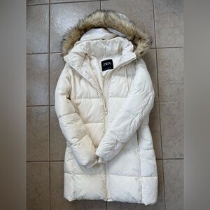 Zara mid length white hooded puffer coat, size Small